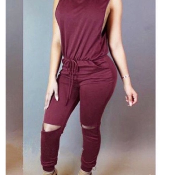 Pants - Soft Jumpsuit with Exposed knee